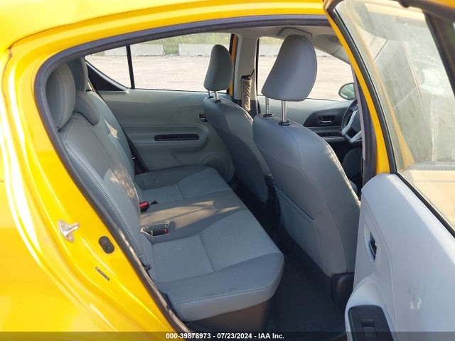 Toyota Prius C Four 2014 JTDKDTB39E1060026 Image 8