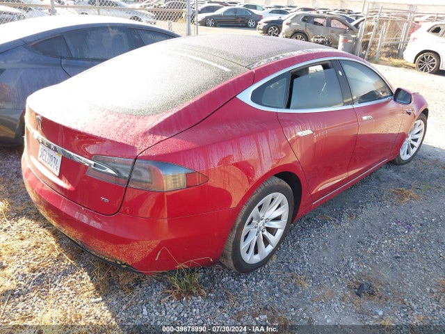 Tesla Model S 60/70/75/85 2016 5YJSA1E14GF174890 Image 4