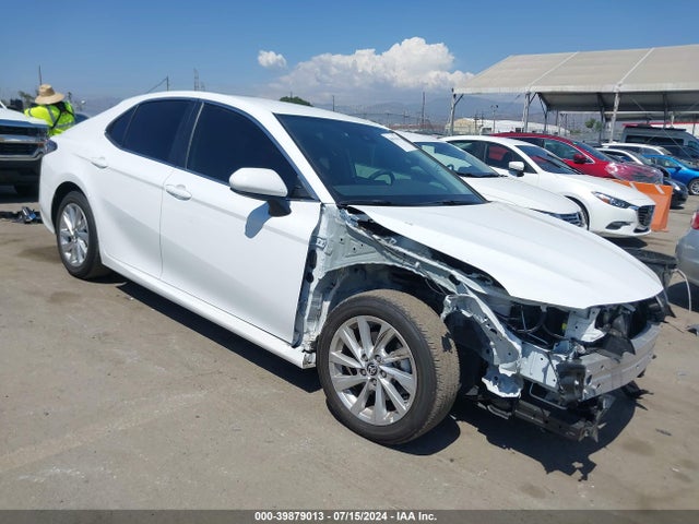 Toyota CAMRY LE 2023 4T1C11AK9PU760040 главное изображение