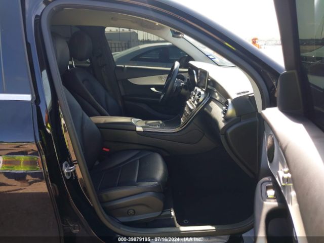 W1N0G8DB6NG106014 Mercedes-Benz Glc 300 Suv