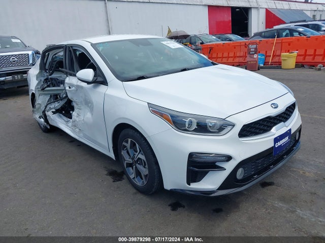 2019 3KPF24AD6KE073672 main image