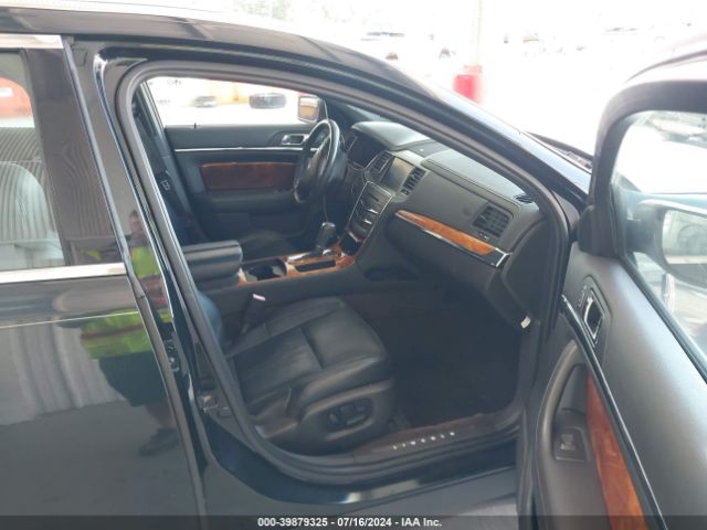 1LNHL9EK8EG600624 Lincoln MKS
