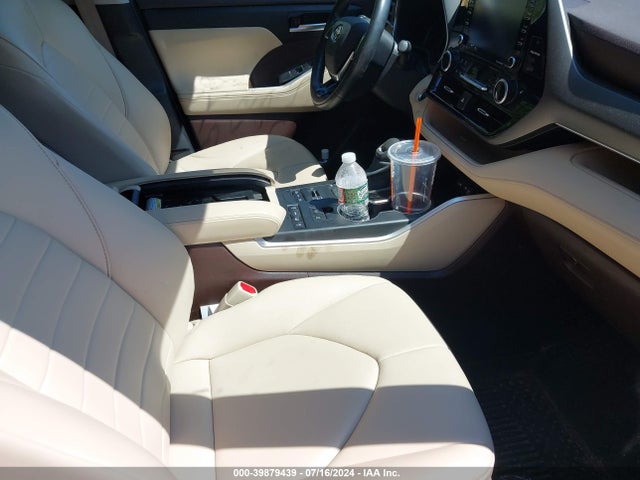 Toyota Highlander Xle 2020 5TDGZRBHXLS019989 Image 5