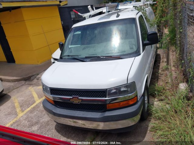 1GCWGAFGXJ1175917 Chevrolet Express 2500 Work Van