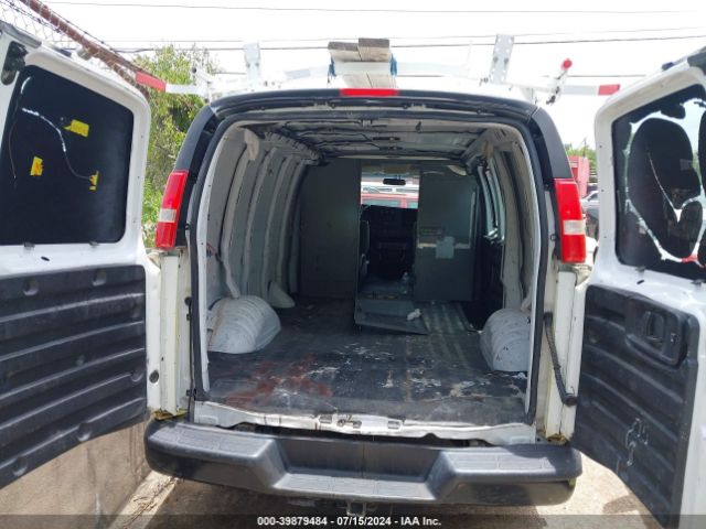 1GCWGAFGXJ1175917 Chevrolet Express 2500 Work Van