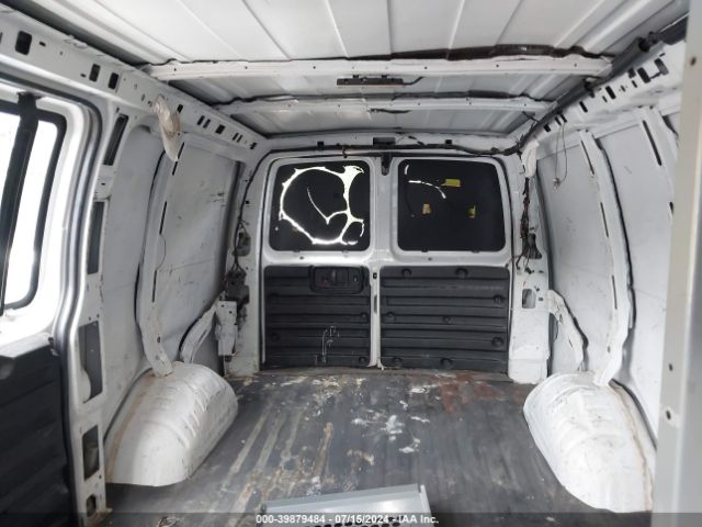 1GCWGAFGXJ1175917 Chevrolet Express 2500 Work Van