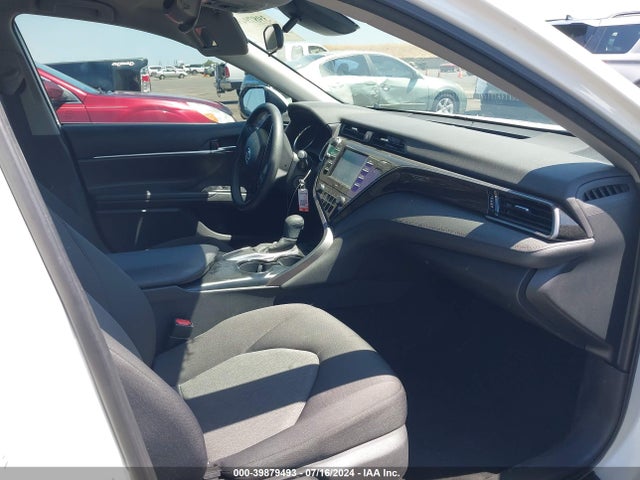 Toyota CAMRY LE 2020 4T1C11AK3LU962656 Image 5
