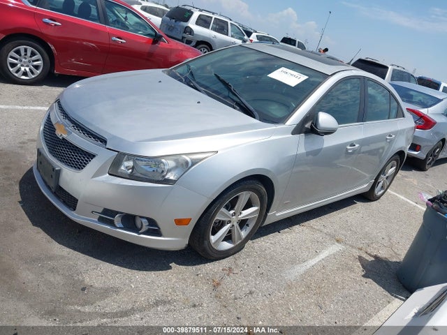 Chevrolet Cruze 2lt Auto 2014 1G1PE5SB0E7281526 Image 2