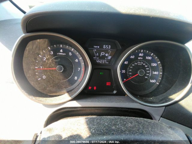 5NPDH4AE8GH713527 Hyundai ELANTRA SE