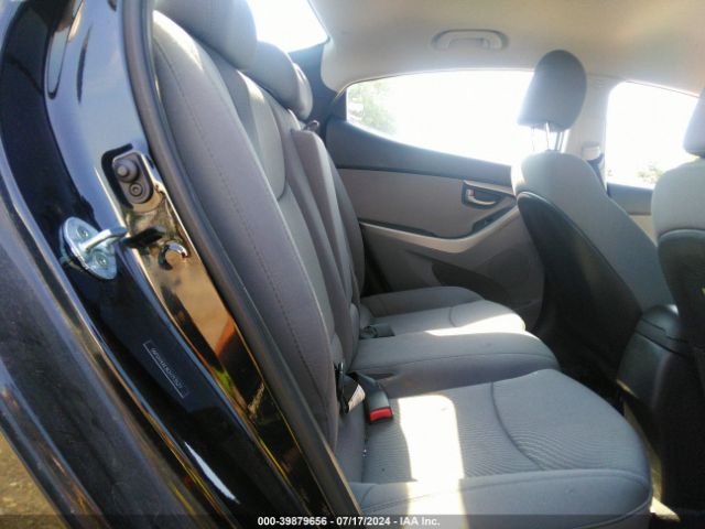 5NPDH4AE8GH713527 Hyundai ELANTRA SE