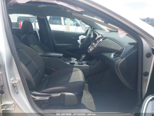 1G1ZD5ST8MF068641 Chevrolet Malibu Fwd Lt