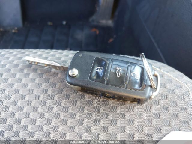 3VW2K7AJ5EM239404 Volkswagen Jetta 2.0l S
