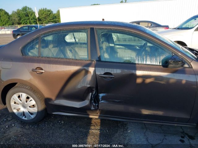 3VW2K7AJ5EM239404 Volkswagen Jetta 2.0l S