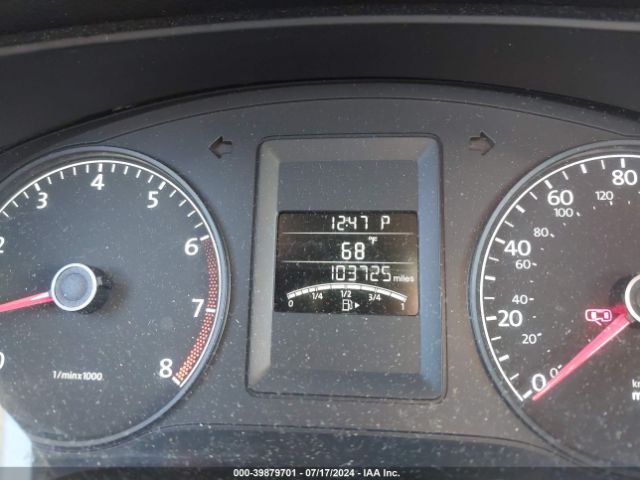3VW2K7AJ5EM239404 Volkswagen Jetta 2.0l S