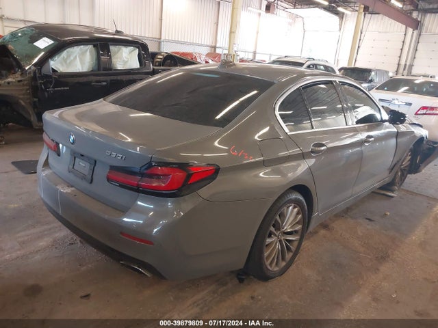 WBA53BH02MWW96910 BMW 530I