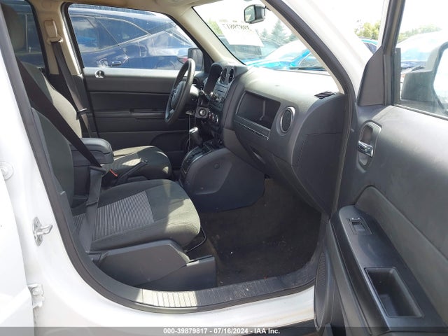 1C4NJRBB2HD142232 Jeep Patriot Sport 4x4