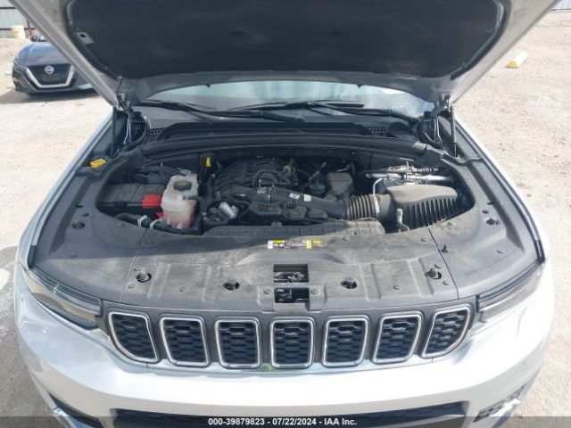 1C4RJJAG3P8825869 Jeep Grand Cherokee L Laredo 4x2