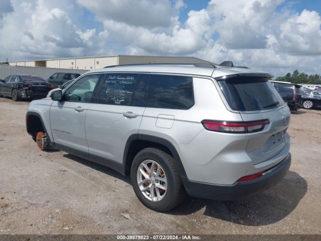 1C4RJJAG3P8825869 Jeep Grand Cherokee L Laredo 4x2