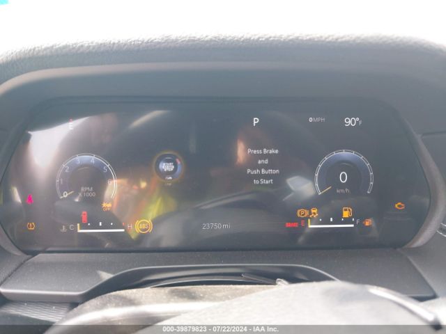 1C4RJJAG3P8825869 Jeep Grand Cherokee L Laredo 4x2