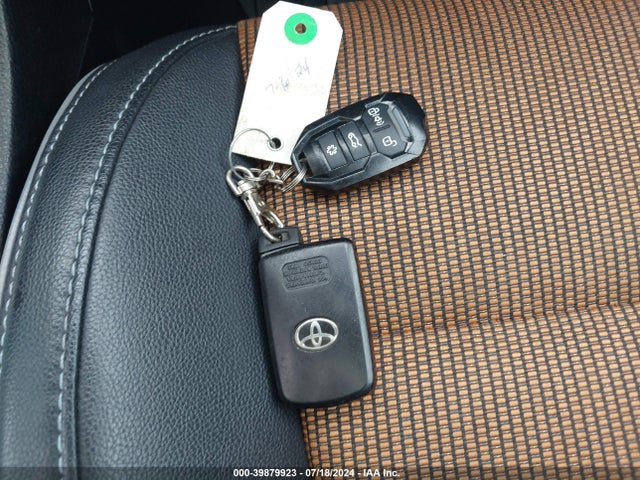 Toyota Corolla S Plus 2015 2T1BURHE6FC331441 Image 11