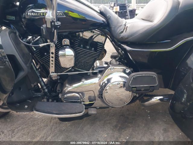 2014 HARLEY-DAVIDSON FLHTCUTG 1HD1MAL12EB856364 Photo 8