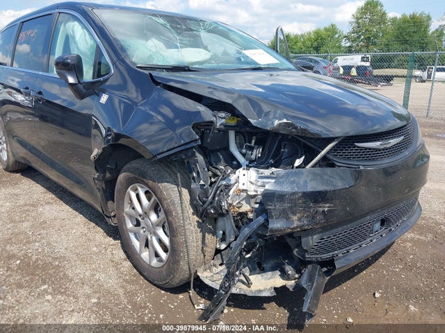 2C4RC1CG3RR100870 Chrysler Voyager Lx