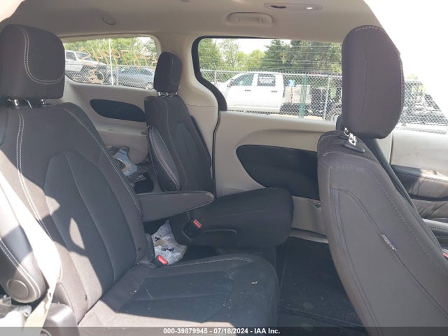 2C4RC1CG3RR100870 Chrysler Voyager Lx