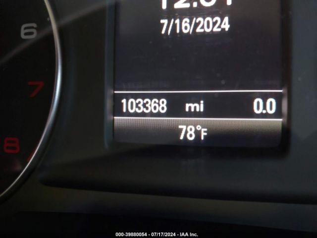 WA1JCCFS0HR010681 Audi Q3 2.0t Premium