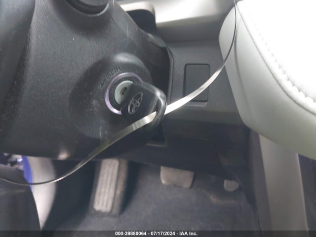 Toyota Rav4 Xle 2014 2T3RFREVXEW163109 Image 11