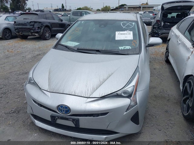 Toyota Prius Three 2018 JTDKARFU3J3065400 Image 13