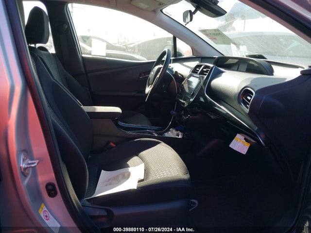 Toyota Prius Three 2018 JTDKARFU3J3065400 Image 5