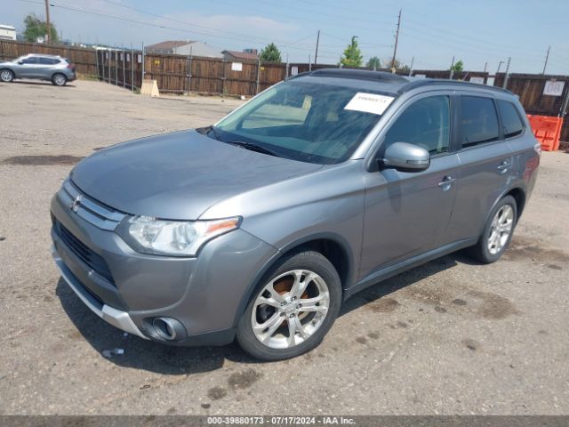 JA4AZ3A36FZ002516 Mitsubishi Outlander Se