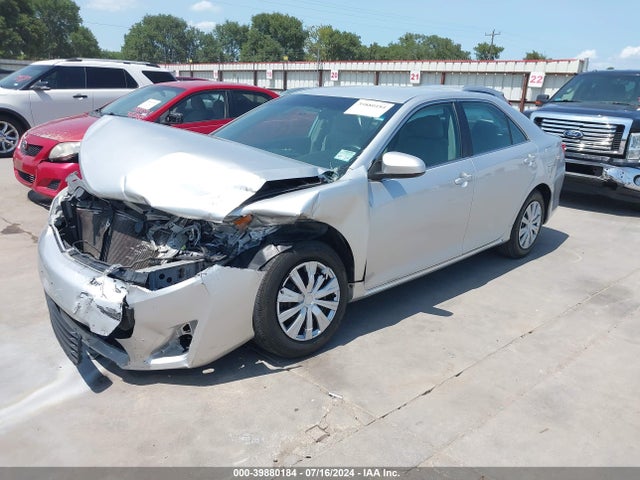 Toyota CAMRY LE 2014 4T4BF1FK9ER342912 Image 2