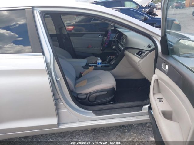 5NPE24AF1FH160717 Hyundai SONATA SE