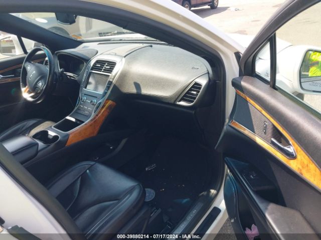 2LMTJ8LR7GBL24221 Lincoln Mkx Reserve
