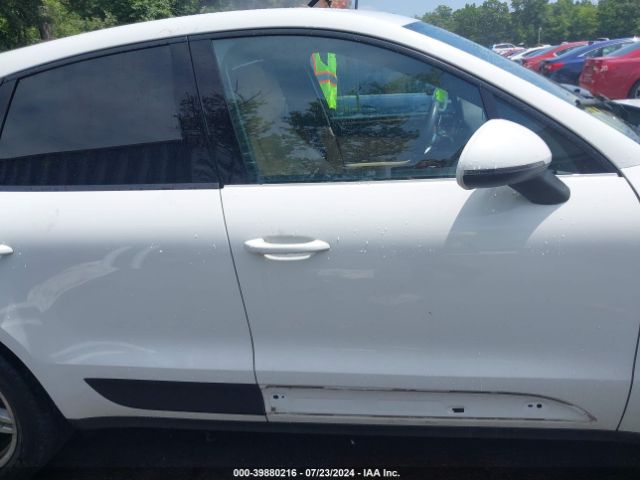 WP1AA2A58JLB18223 Porsche Macan Sport Edition