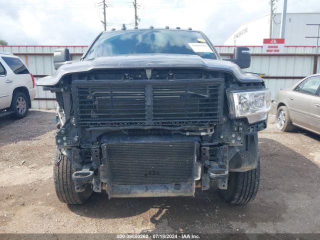 3C6UR5HL9RG103078 RAM 2500 Tradesman  4x4 8' Box