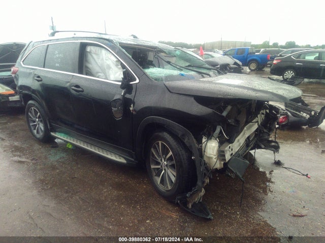 Toyota Highlander Xle 2019 5TDKZRFH2KS322168 Image 1
