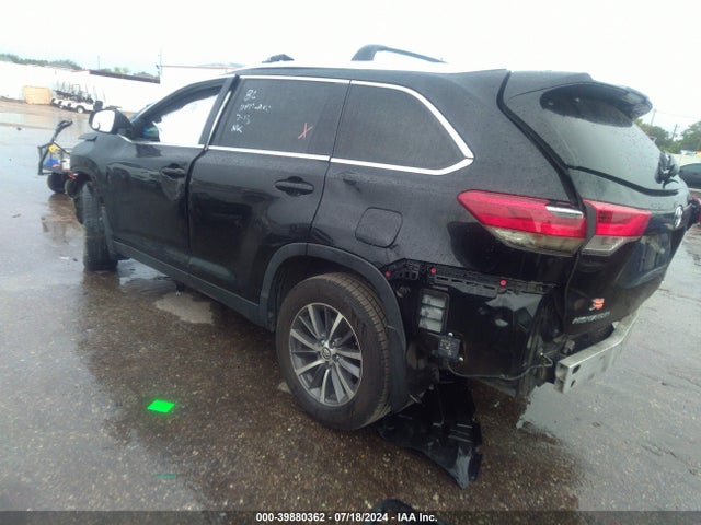 Toyota Highlander Xle 2019 5TDKZRFH2KS322168 Image 3