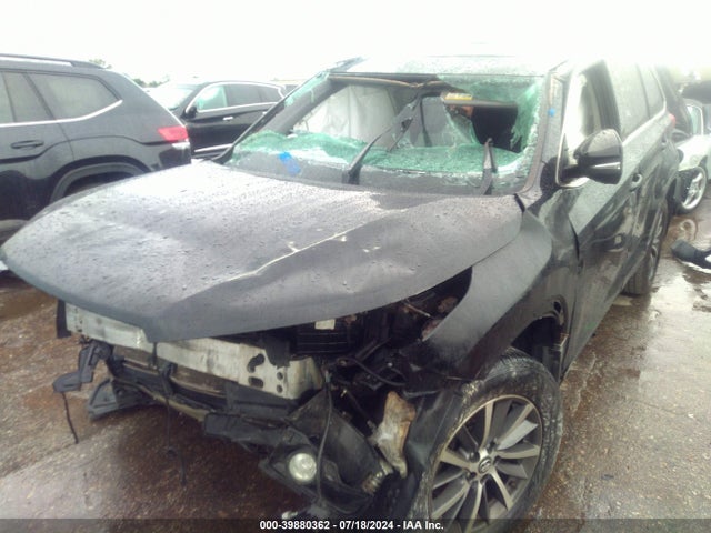 Toyota Highlander Xle 2019 5TDKZRFH2KS322168 Image 6