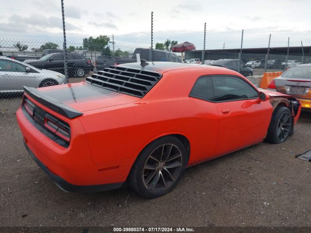 2C3CDZFJ2GH283212 Dodge Challenger 392 Hemi Scat Pack Shaker