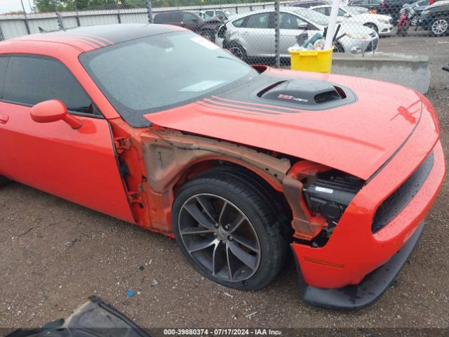 2C3CDZFJ2GH283212 Dodge Challenger 392 Hemi Scat Pack Shaker