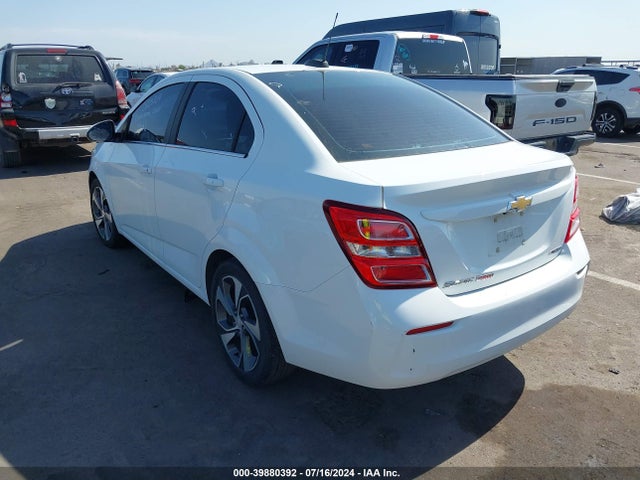 Chevrolet Sonic Premier Auto 2018 1G1JF5SB7J4105569 Image 3