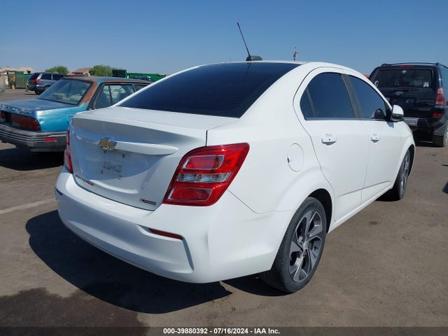 Chevrolet Sonic Premier Auto 2018 1G1JF5SB7J4105569 Image 53