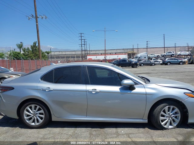 Toyota CAMRY LE 2022 4T1C11AK4NU646413 Image 13