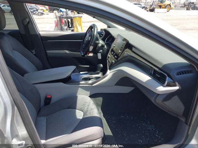 Toyota CAMRY LE 2022 4T1C11AK4NU646413 Image 5