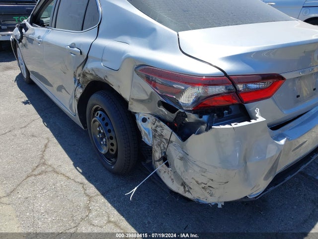 Toyota CAMRY LE 2022 4T1C11AK4NU646413 Image 6
