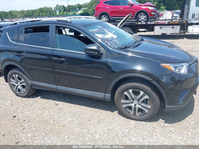 Toyota RAV4 LE 2018 2T3BFREV6JW856898 Image 13