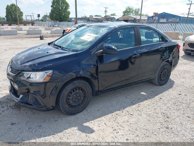 Chevrolet Sonic Ls Auto 2017 1G1JB5SH6H4137567 Image 2