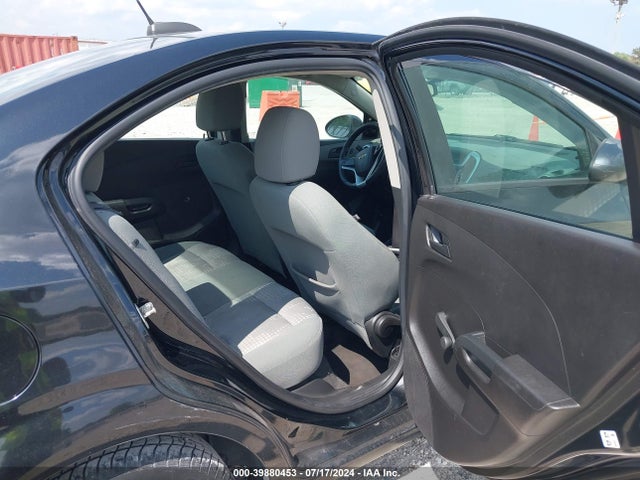 Chevrolet Sonic Ls Auto 2017 1G1JB5SH6H4137567 Image 8